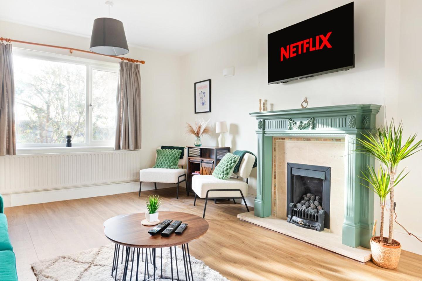 3 Bedroom House - Well Presented - Spacious - Flexible Check In - Free Parking Nottingham Esterno foto